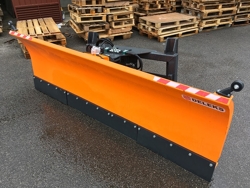 schneeschild mit aufnahme für teleskoplader merlo mod ssh 04 3 0 merlo