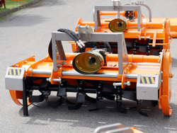 bodenfräse für traktoren hydraulische seitenverstellung mod dfh idr 135