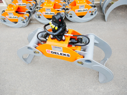 holzzange holzgreifer mit rotator für kräne und mini bagger 4 0 bis 8 0t mod dk 16 gr 30f