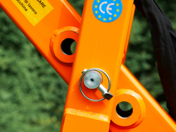 erdbohrer mit hydraulischen zylinderarm für traktoren mod l 50h