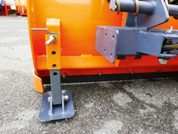 schneeschild mit universalplatte mittelschwere ausführung mod ln 250 a