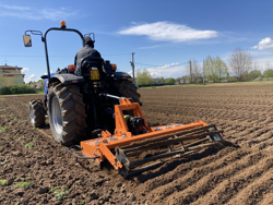 kreisellegge mit stabwalze fur traktor mod kr 120