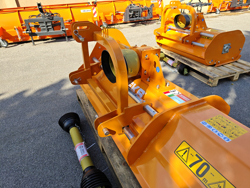 mulcher mit seitenverstellung fur mittelschwere ausfuhrung 160 cm mod lincione 160 sp rev