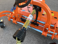 sichelmäher mit 8 horizontal angelegten messern 150cm mod dm150 interfila