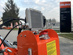 hydraulischer böschungsmulcher mit auslegearm für traktor mod merlo