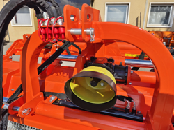 mulcher mit hammerschlegel hydraulisch verstellbar schwere ausführung mod gorilla 220