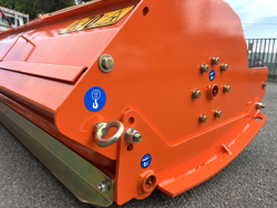 mittelschwerer mulcher mit seitenverstellung für alle mittleren traktoren mit reifen oder gleisketten mod tigre 160