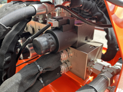 hydraulischer böschungsmulcher mit auslegearm für traktor mod merlo