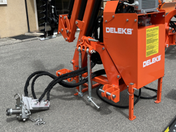 hydraulischer böschungsmulcher mit auslegearm für traktor mod merlo