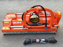 mittelschwerer mulcher mit hydraulische seitenverstellung für alle mittleren traktoren mit reifen oder gleisketten mod cervo 180