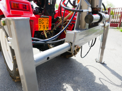 grue forestière hydraulique pour chargement du bois pour attelage tracteur mod crab 3000