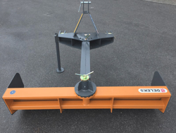 lame niveleuse déportable robuste pour tracteur largeur 170cm mod ddl 175