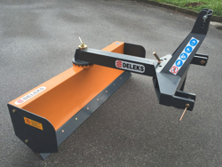 lame niveleuse déportable robuste pour tracteur mod ddl 200