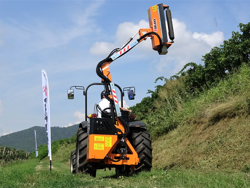 epareuse hydraulique pour tracteur avec broyeur ou taille haie mod airone 80