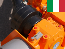 broyeur d accotement avec boitier intérieur pour tracteur fruitier deleks