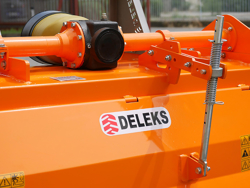 rotovator série lourde pour tracteur largeur de travail 180cm mod dfh 180