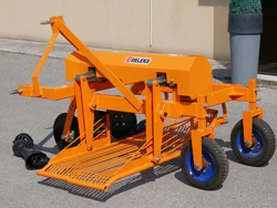 arracheuse de pommes de terre pour tracteur modèle dpt 150