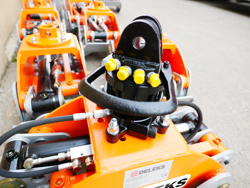 grappin avec rotateur 3 tonnes pour pelles et grues mod dk 16 gr 30f