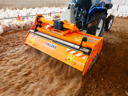 rotovator mélangeur de litière pour tracteur pavo 140