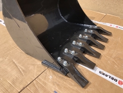 godet pour mini pele bhb 600