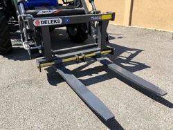 lève palettes pour tracteur d 700 e