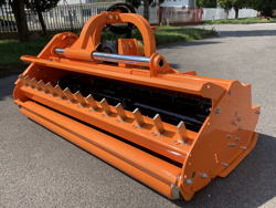 broyeur à marteaux déportable lourd pour tracteur mod toro 220