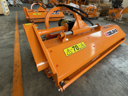 broyeur à marteaux pour tracteur fruitier mod jaguar 170