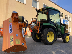 broyeur d accotement à marteaux léger pour tracteur mod volpe 120
