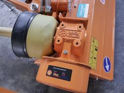 broyeur d accotement série légère à marteaux pour tracteur mod volpe 165