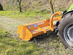 broyeur a marteaux deportable pour tracteur sarments mod gepard 170