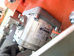 epareuse hydraulique pour tracteur avec broyeur ou taille haie mod merlo