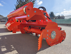 broyeur à marteaux déportable lourd pour tracteur mod gorilla 150