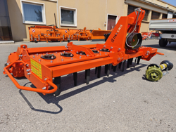 herse rotative avec rouleau kr 210r pour tracteur