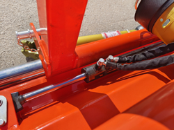 broyeur à marteaux déportable hydraulique pour tracteur mod cervo 220
