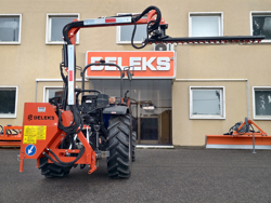 epareuse hydraulique pour tracteur avec broyeur ou taille haie mod airone