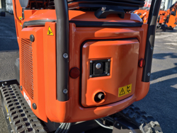 mini pelle 1 tonne m130