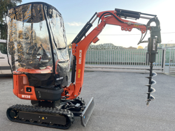 mini pelle 1 tonne m130
