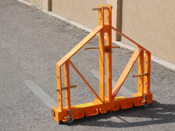 forca porta bancali per trattore agricolo d 700