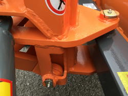 sgombraneve a piastra serie media per trattore mod ln 175 a