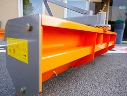 livella 130cm posteriore per trattore ruspetta mod dl 130
