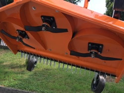 piatto tagliaerba a 3 lame per trattore agricolo 120cm di taglio mod dm 120