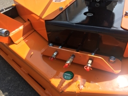 piatto tagliaerba a 3 lame per trattore agricolo 120cm di taglio mod dm 120