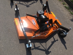 piatto tagliaerba a 3 lame per trattore agricolo 120cm di taglio mod dm 120