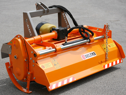 fresatrice per trattore tipo pesante con 150cm di lavoro utile spostamento idraulico mod dfh idr 150