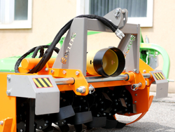 fresatrice per trattore tipo pesante con 150cm di lavoro utile spostamento idraulico mod dfh idr 150