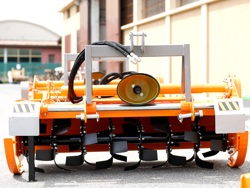 zappatrice serie pesante per trattore agricolo 180cm di lavoro utile spostamento idraulico mod dfh idr 180