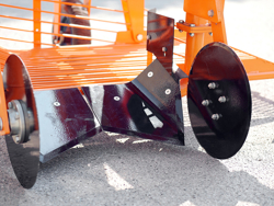 scava patate e tuberi per trattore scarico laterale mod dpt 150