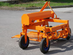 scava patate e tuberi per trattore scarico laterale mod dpt 150