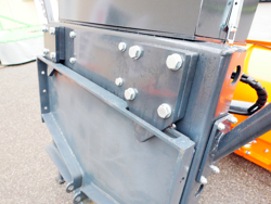 sgombraneve frontale attacco a piastra per trattore o camion mod ssh 04 2 6 a