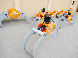 pinza forestale da 20qli per legna con rotore flangiato per attacco rapido mod dk 16 gr 55ff